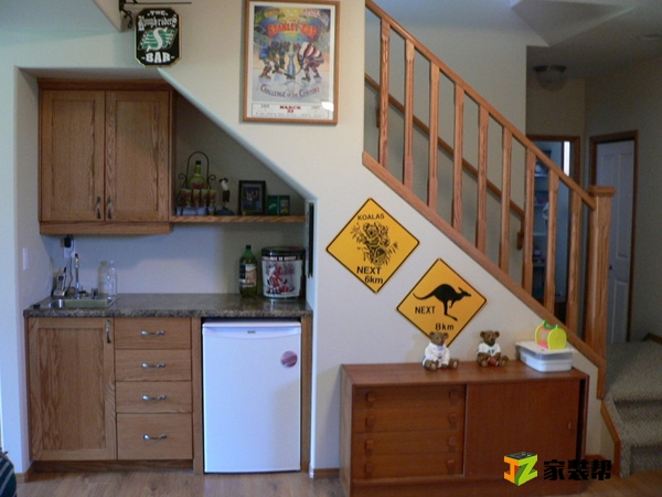 storage-ideas-under-stairs-in-kitchen3